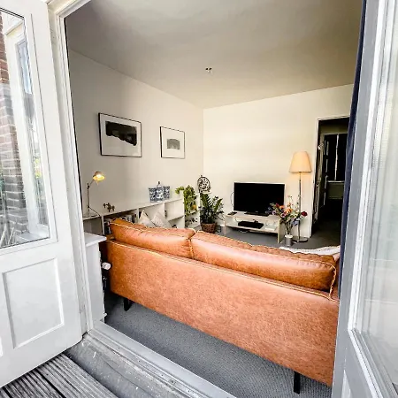 Here's Lucy * アムステルダム